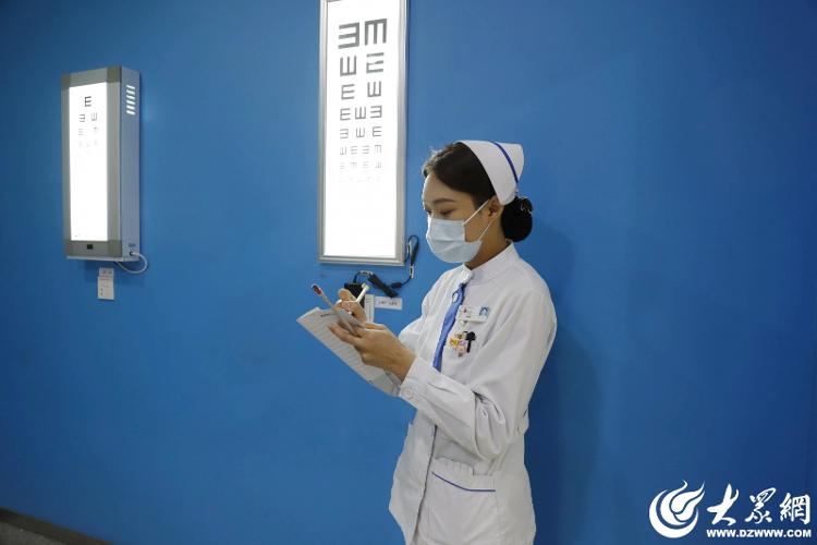 3f29438-429ebd78_750